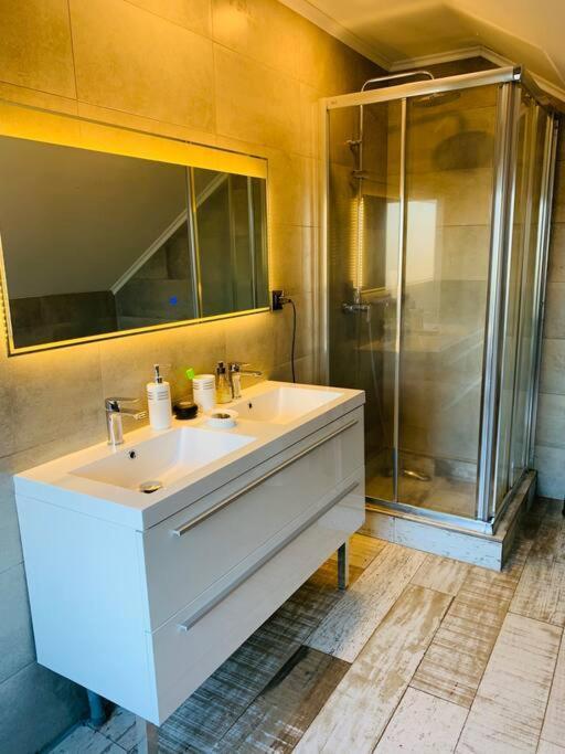 Acogedora Casa Con Tinaja Y Jacuzzi Y Rent A Car Villa Puerto Varas Exterior photo